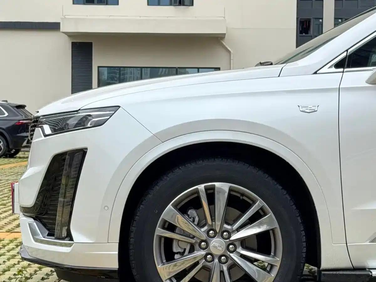2020 Cadillac XT6 28T Six-Seat AWD Luxury — миниатюра 24