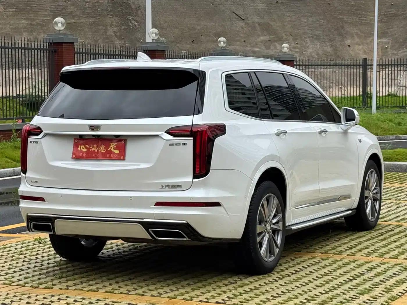 2020 Cadillac XT6 28T Six-Seat AWD Luxury — миниатюра 4