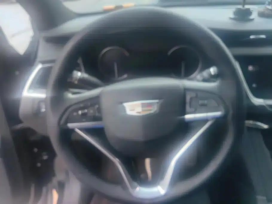 Cadillac XT6 2021 28T 7-Seat AWD Luxury — миниатюра 15