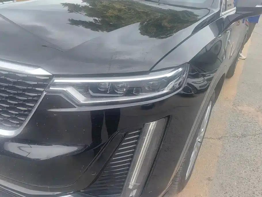 Cadillac XT6 2021 28T 7-Seat AWD Luxury — миниатюра 5