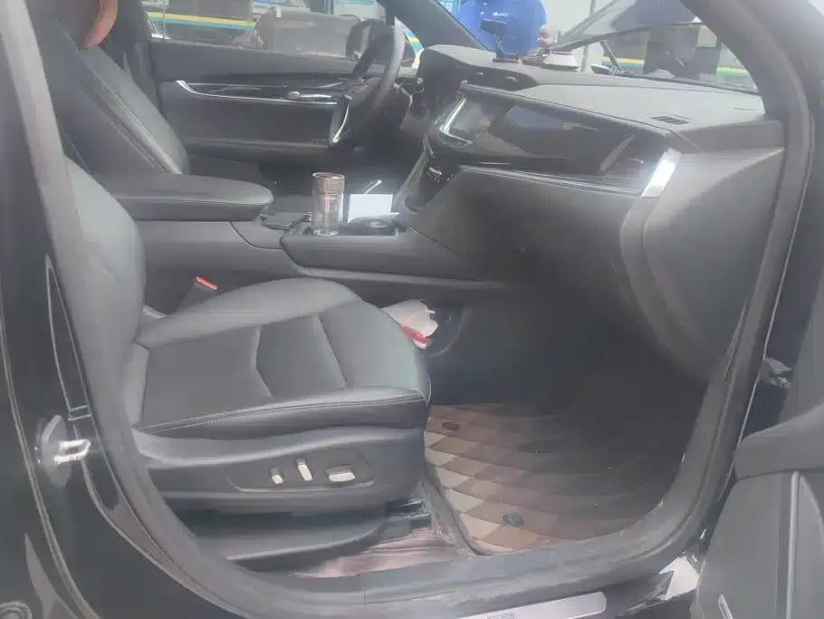 Cadillac XT6 2021 28T 7-Seat AWD Luxury — миниатюра 8