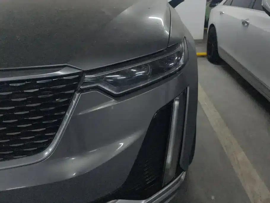 Cadillac XT6 2021 28T Six-Seat AWD Luxury — миниатюра 5