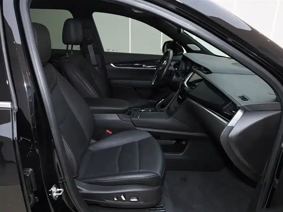 Cadillac XT6 2022 2.0T 7-seater AWD Luxury — миниатюра 17