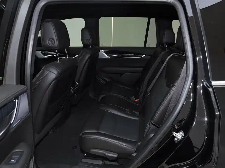 Cadillac XT6 2022 2.0T 7-seater AWD Luxury — миниатюра 18