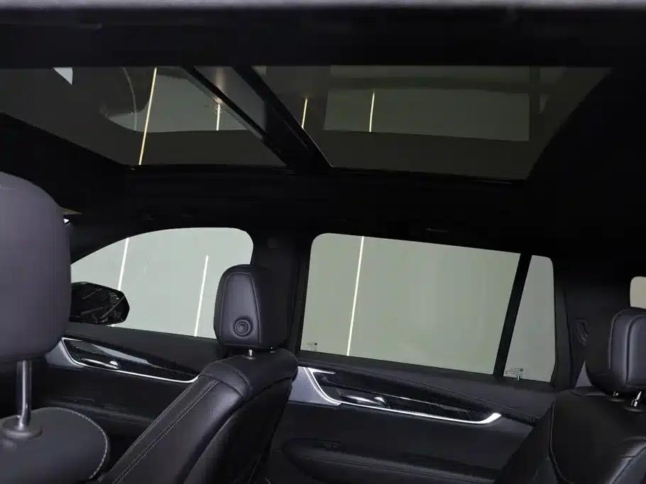 Cadillac XT6 2022 2.0T 7-seater AWD Luxury — миниатюра 22