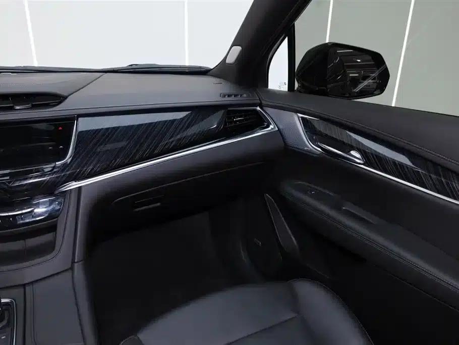 Cadillac XT6 2022 2.0T 7-seater AWD Luxury — миниатюра 25