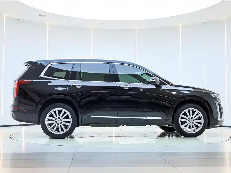 Cadillac XT6 2022 2.0T 7-seater AWD Luxury — миниатюра 4