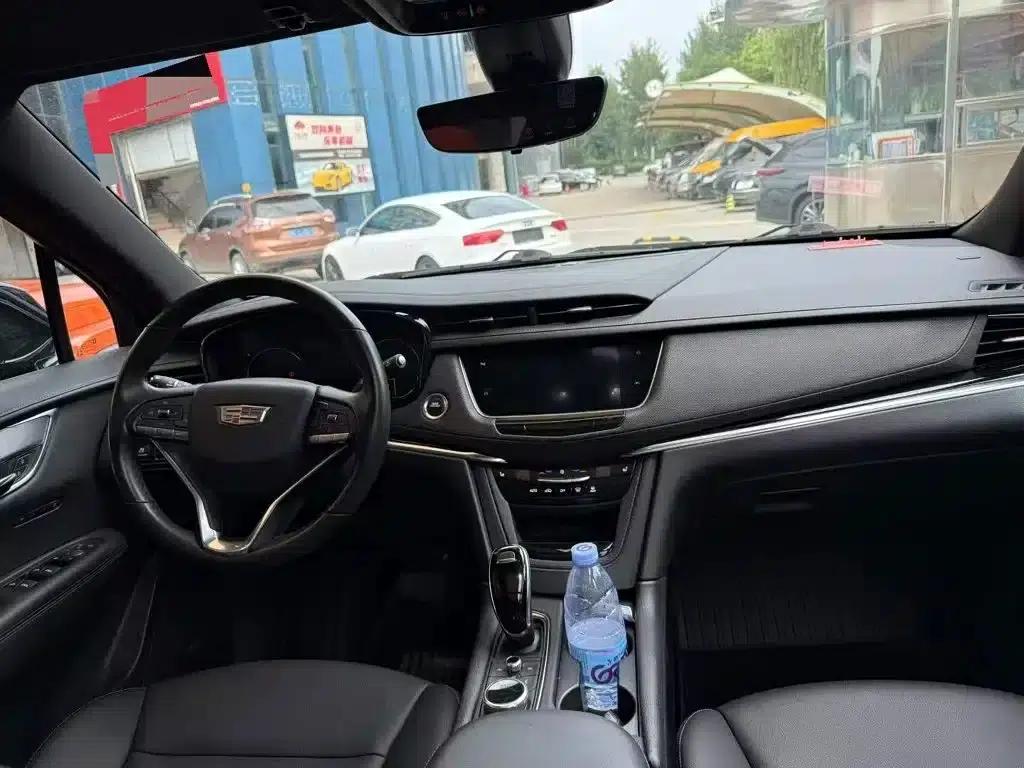 Cadillac XT6 2021 28T 7-Seat AWD Fashion Edition — миниатюра 6