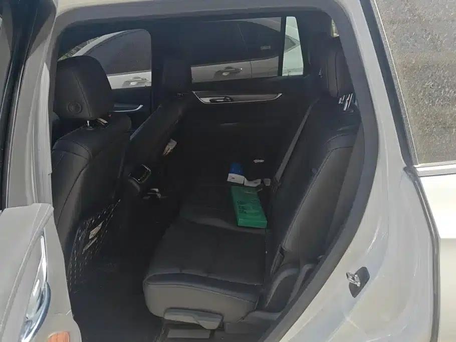 Cadillac XT6 2021 28T 7-Seat AWD Fashion Edition — миниатюра 11