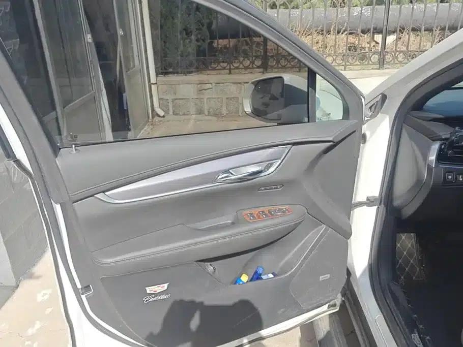 Cadillac XT6 2021 28T 7-Seat AWD Fashion Edition — миниатюра 7