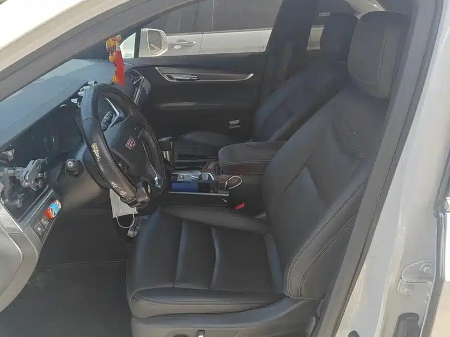 Cadillac XT6 2021 28T 7-Seat AWD Fashion Edition — миниатюра 9