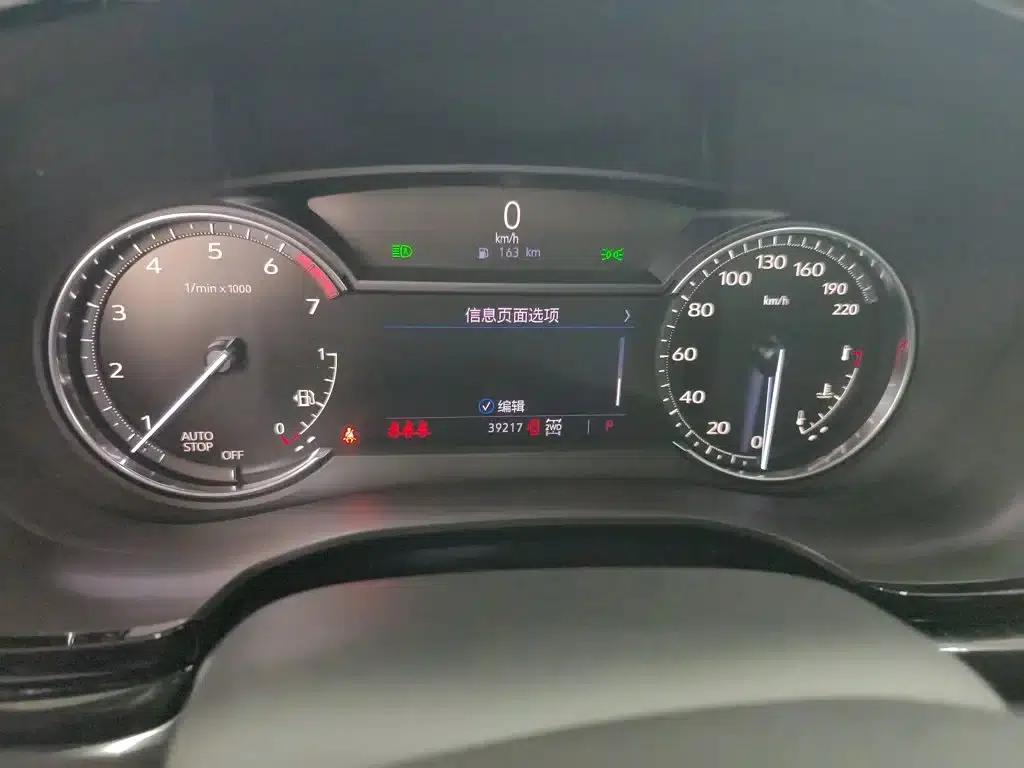 Cadillac XT6 2022 2.0T 7-seater AWD Luxury Standard Edition — миниатюра 5