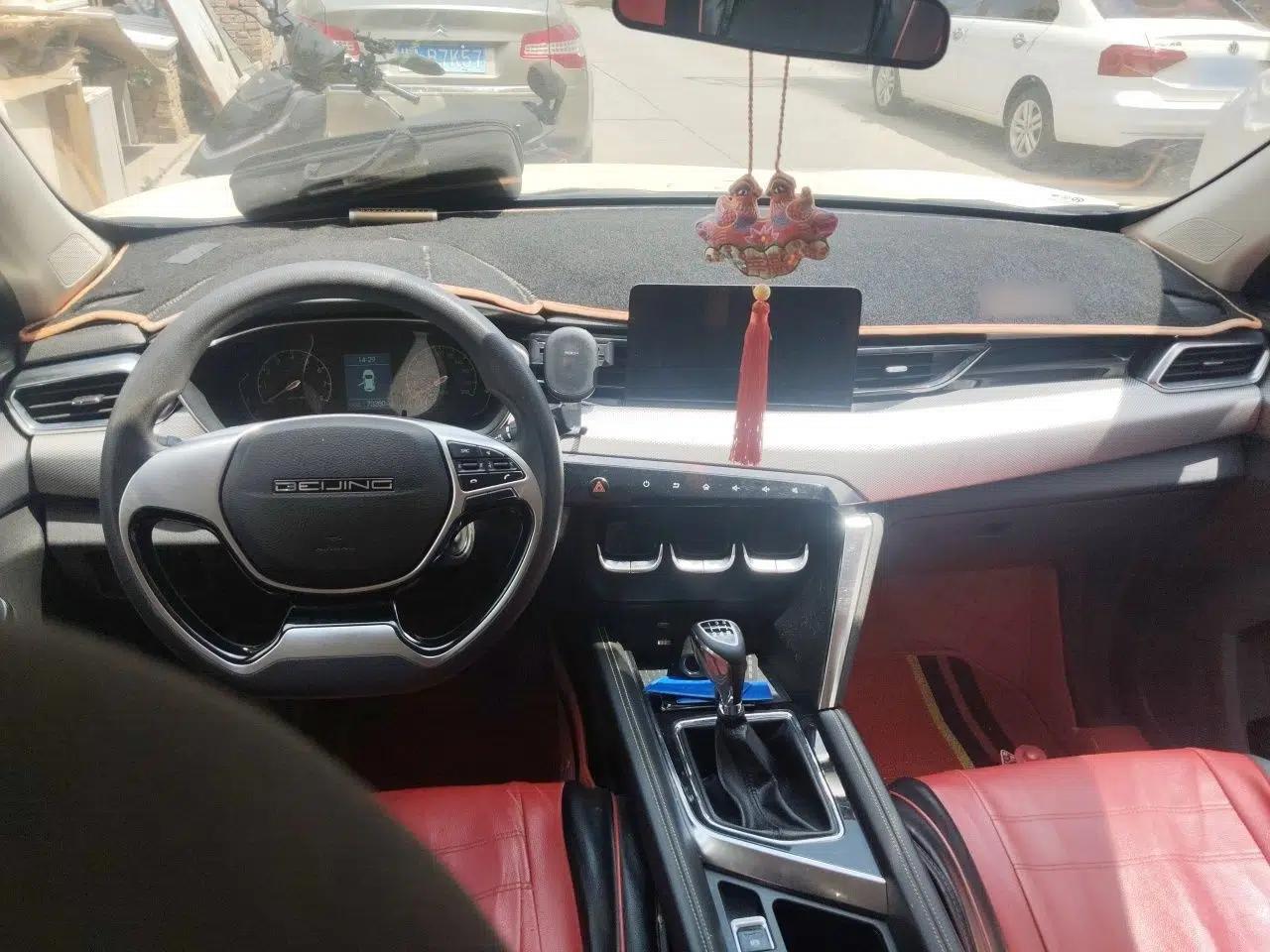 BAIC Beijing X3 2019 1.5L Manual Glory Edition — миниатюра 9