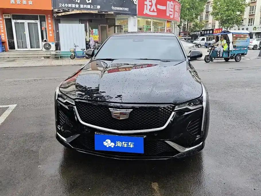 2023 Cadillac CT4 25T Luxury — миниатюра 2
