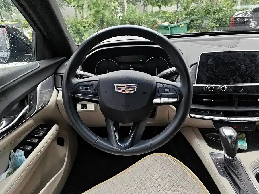 2023 Cadillac CT4 25T Luxury — миниатюра 15