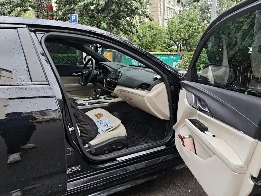 2023 Cadillac CT4 25T Luxury — миниатюра 8