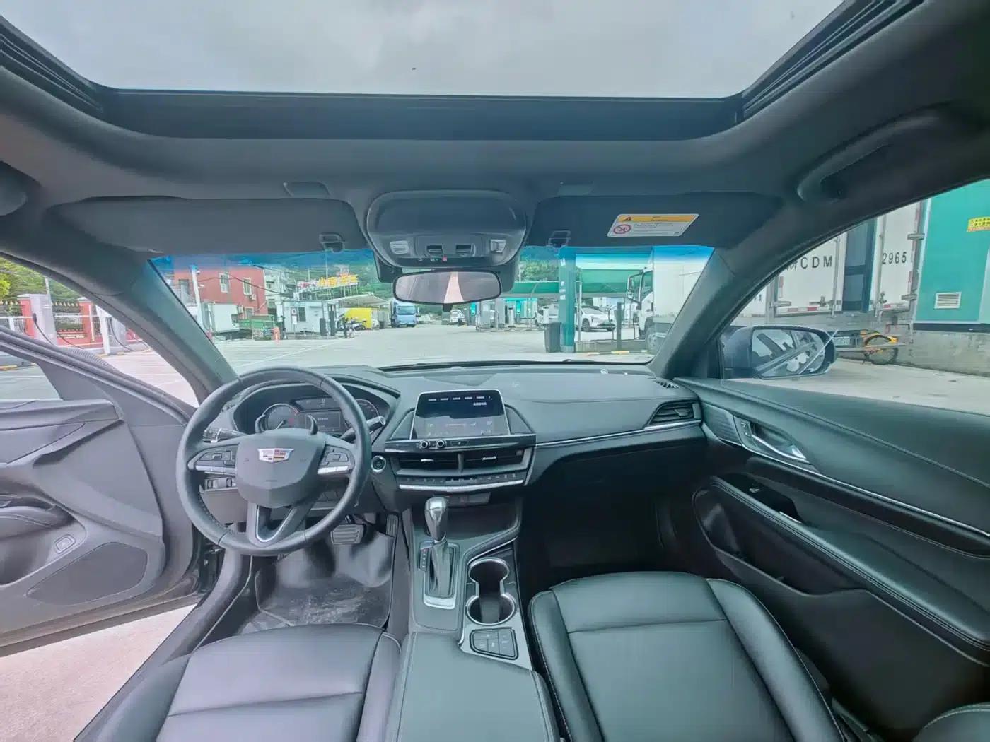 2021 Cadillac CT4 28T Luxury — миниатюра 10