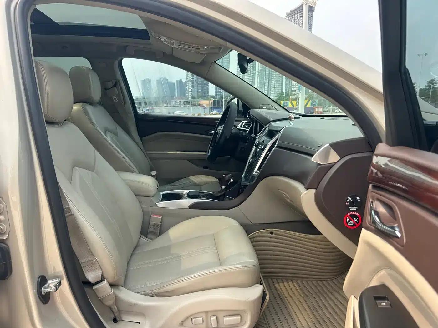 2012 Cadillac SRX 3.0L Comfort — миниатюра 14