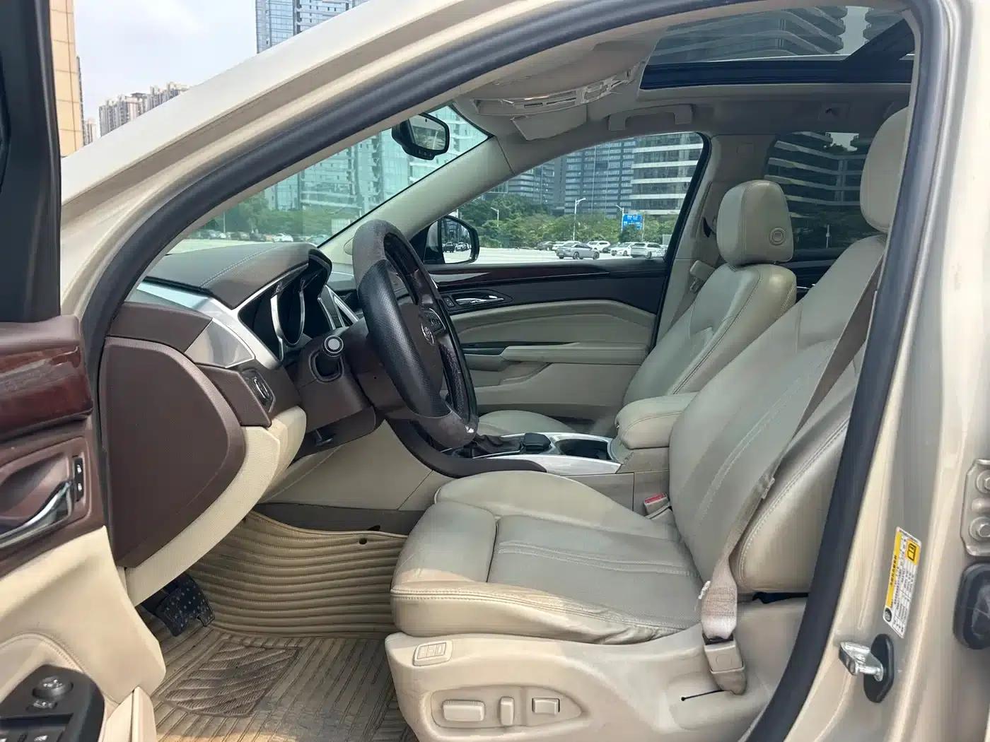 2012 Cadillac SRX 3.0L Comfort — миниатюра 18