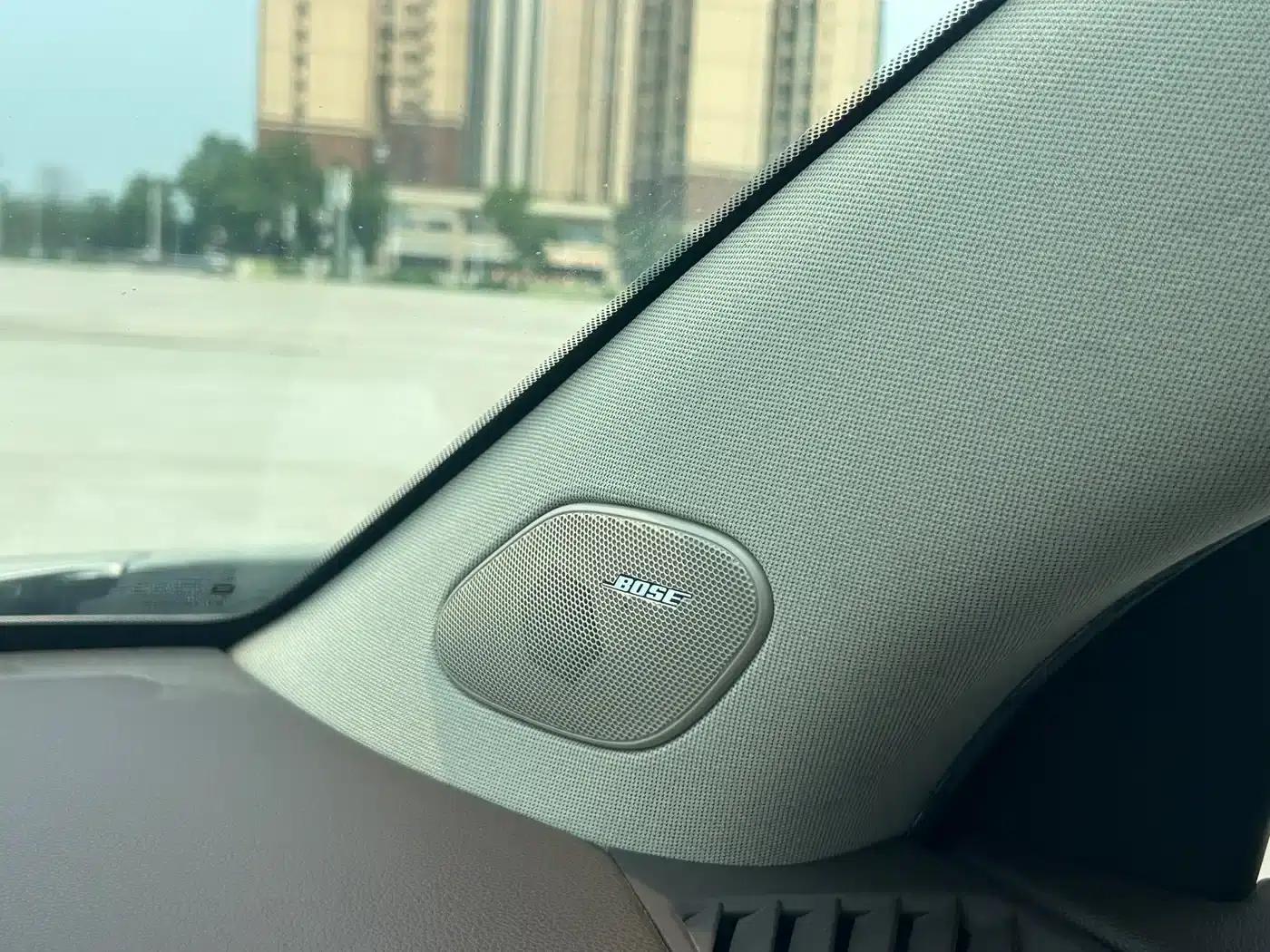 2012 Cadillac SRX 3.0L Comfort — миниатюра 6