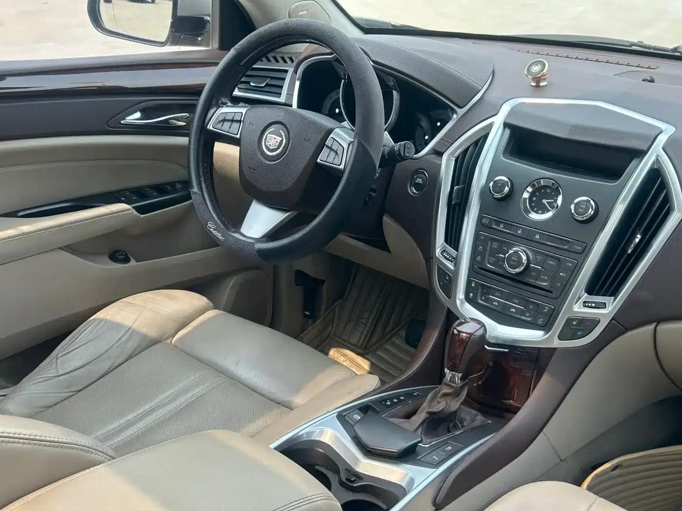 2012 Cadillac SRX 3.0L Comfort — миниатюра 9