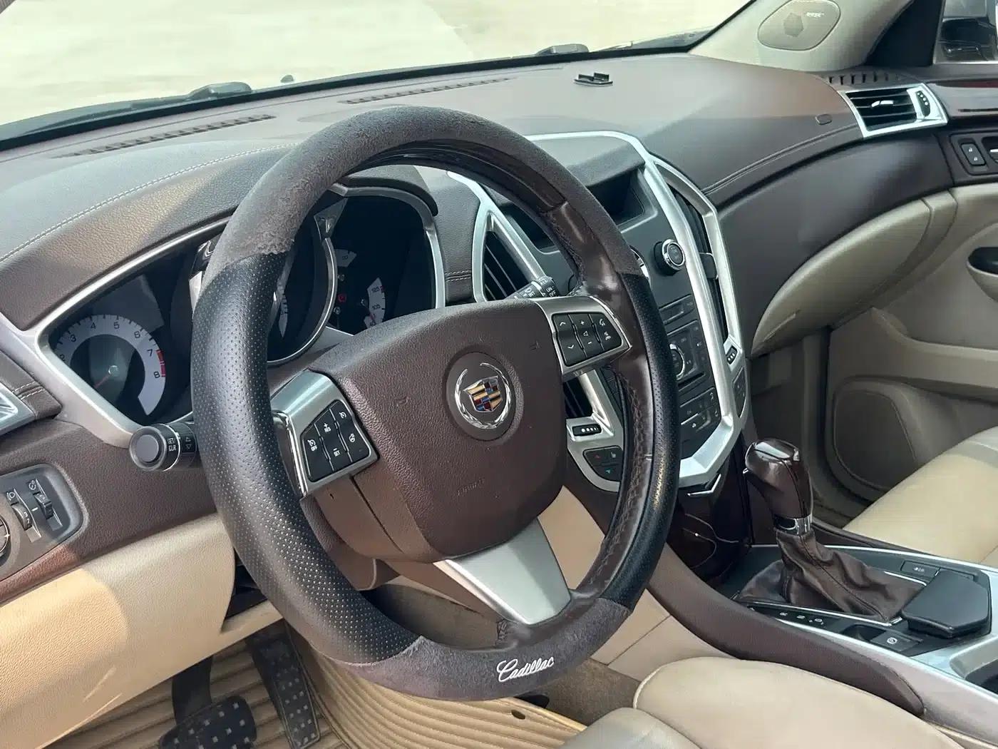 2012 Cadillac SRX 3.0L Comfort — миниатюра 10