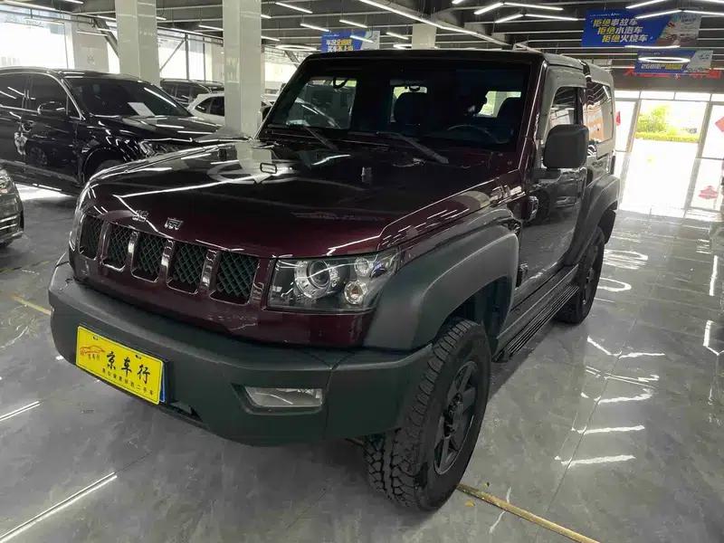 Beijing BJ40 2014 2.4L Manual Cross-Country Edition — миниатюра 1