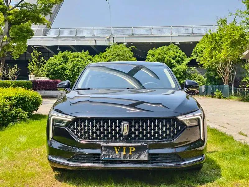Bestune B70 2023 Third Generation 1.5T Automatic Enjoyment Edition 70th Anniversary Edition — миниатюра 2