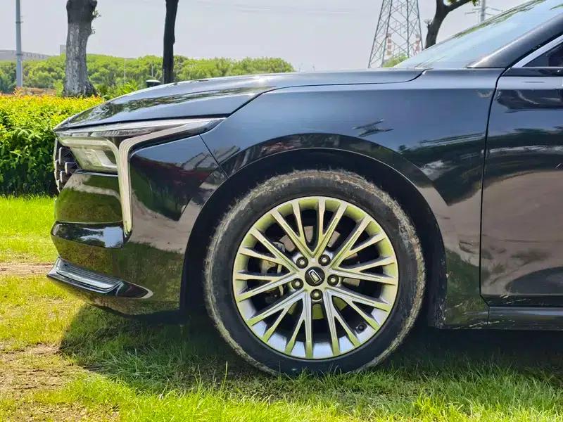 Bestune B70 2023 Third Generation 1.5T Automatic Enjoyment Edition 70th Anniversary Edition — миниатюра 4