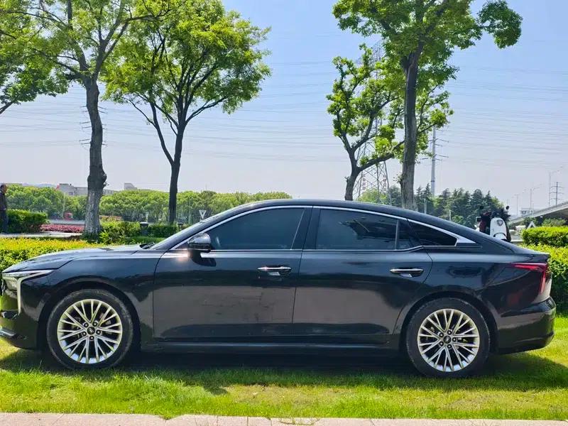 Bestune B70 2023 Third Generation 1.5T Automatic Enjoyment Edition 70th Anniversary Edition — миниатюра 10