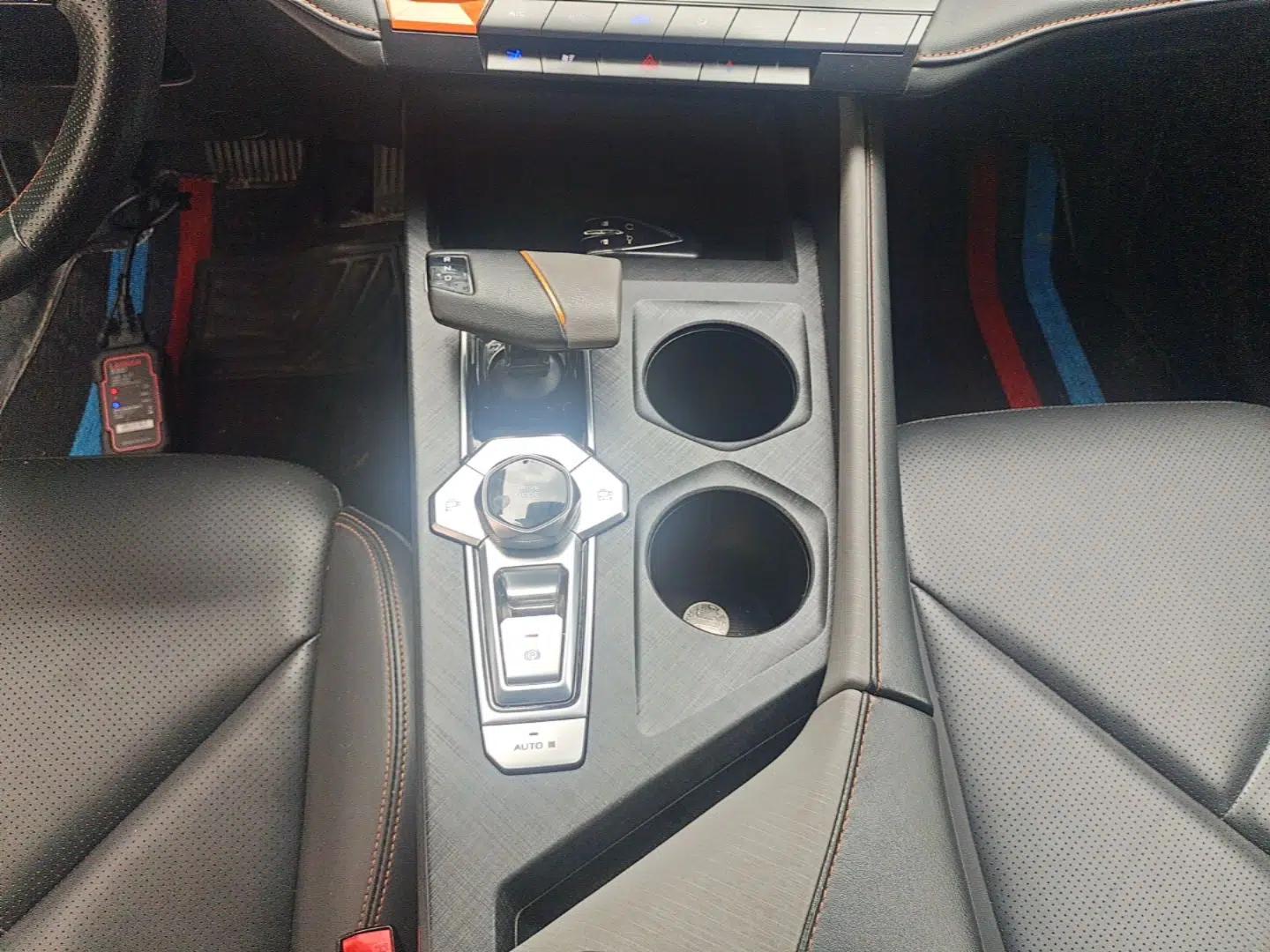 CHANGAN UNI-V 2022 1.5T Prestige Version — миниатюра 16
