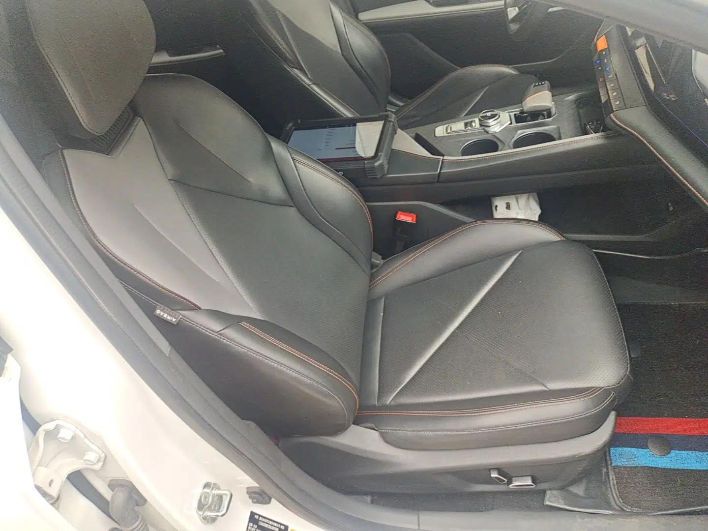 CHANGAN UNI-V 2022 1.5T Prestige Version — миниатюра 19