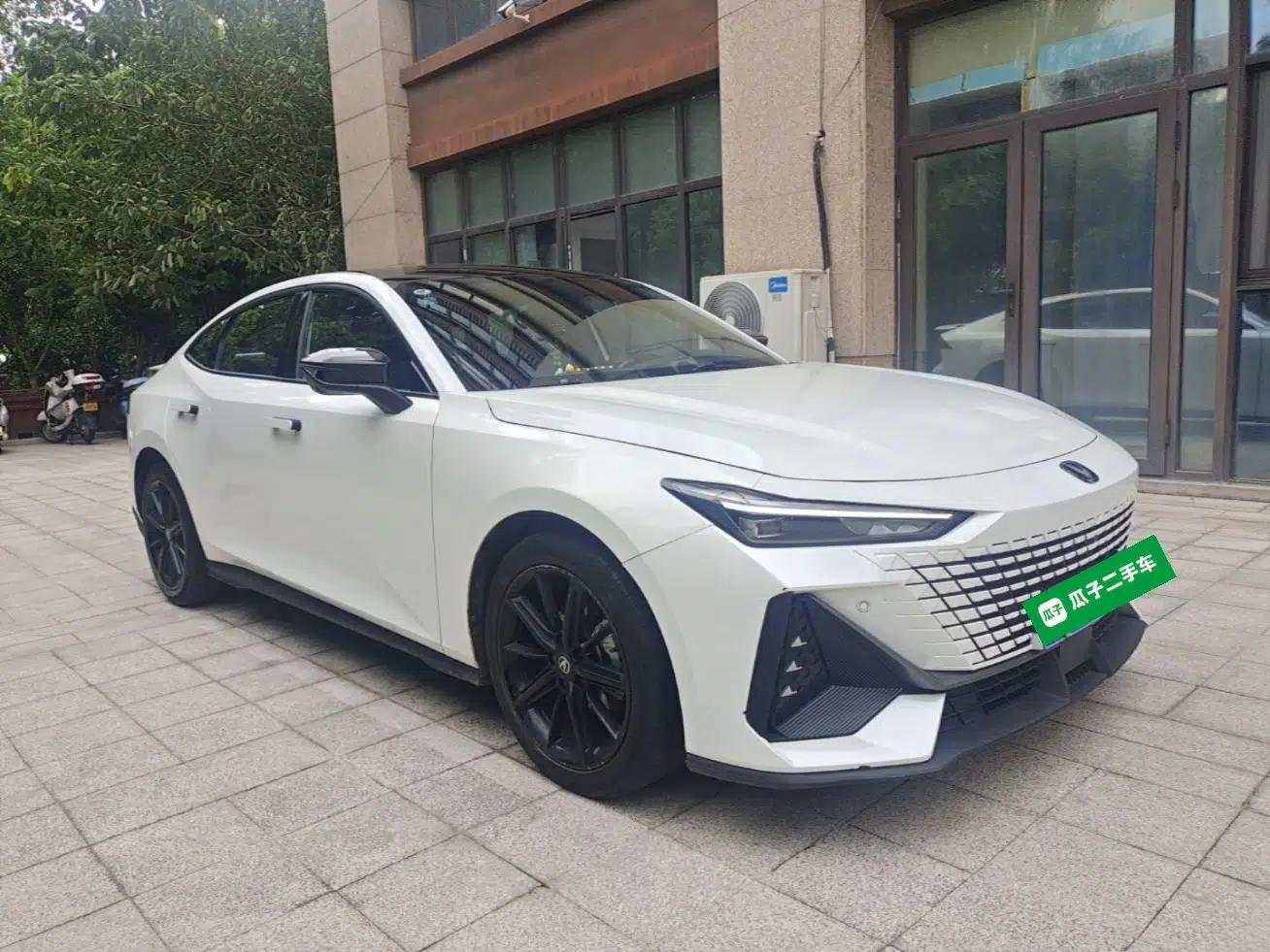 CHANGAN UNI-V 2022 1.5T Prestige Version — миниатюра 3