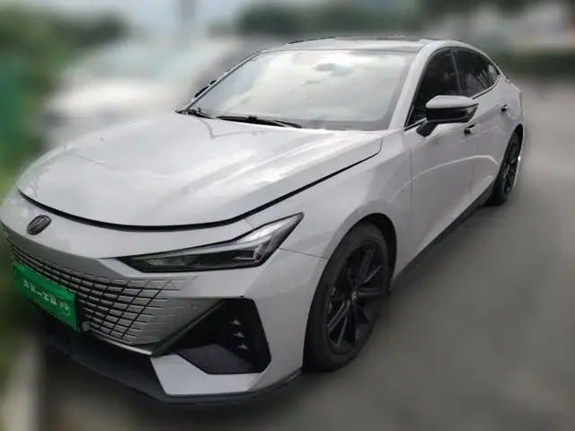CHANGAN UNI-V 2022 1.5T Prestige Version