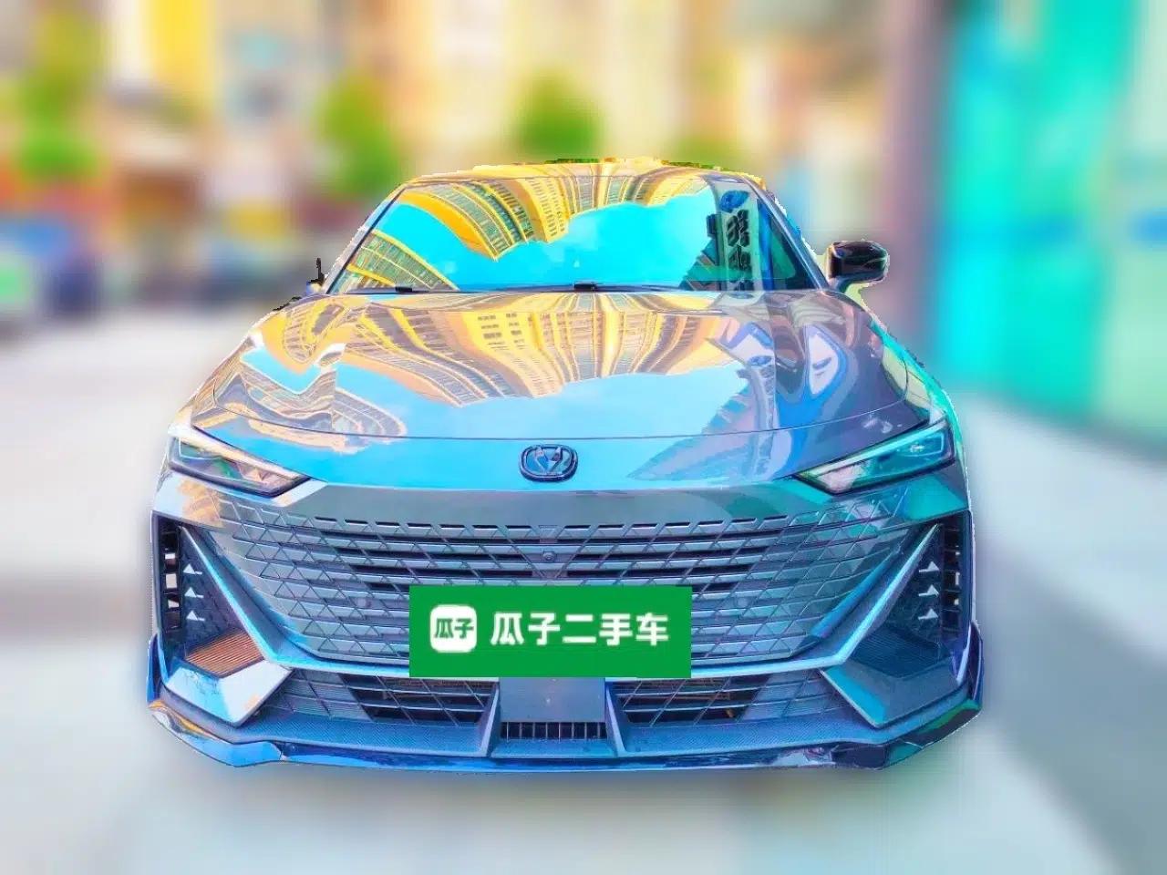 CHANGAN UNI-V 2023 1.5T Prestige Model — миниатюра 2