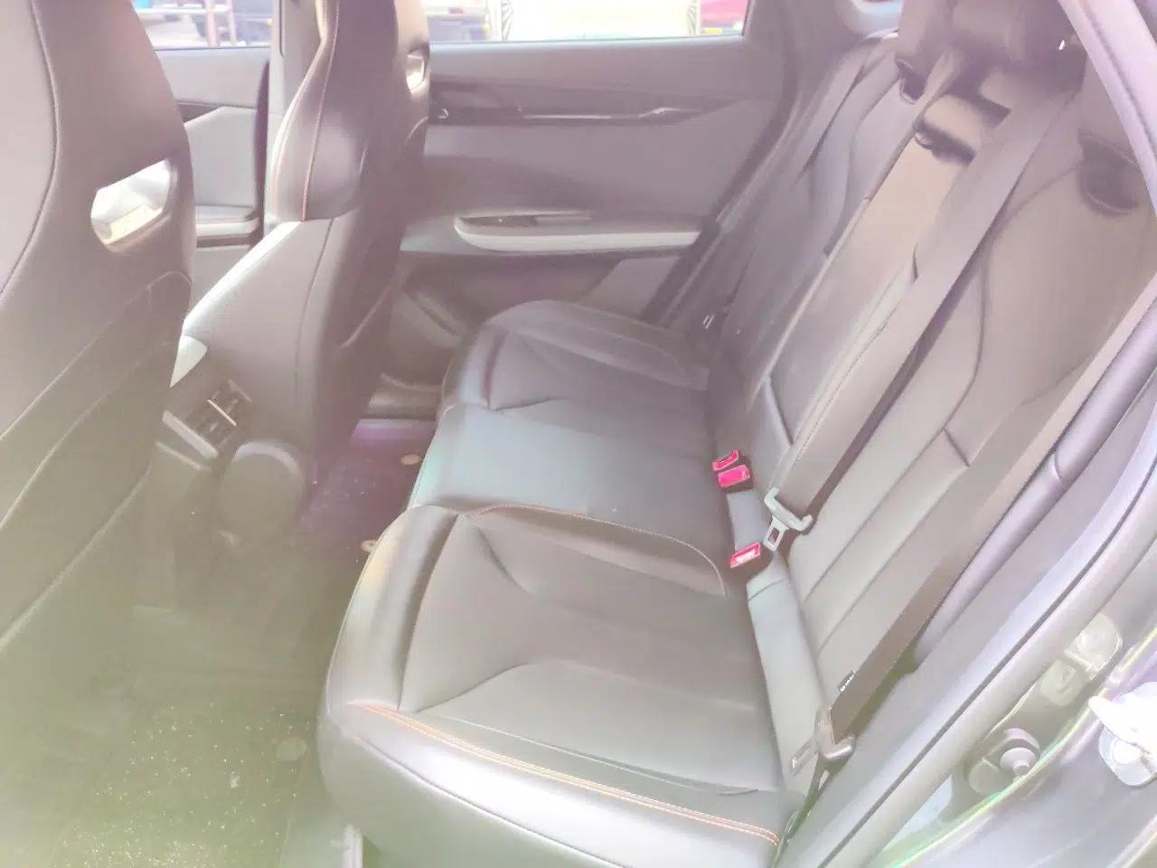 CHANGAN UNI-V 2023 1.5T Prestige Model — миниатюра 17