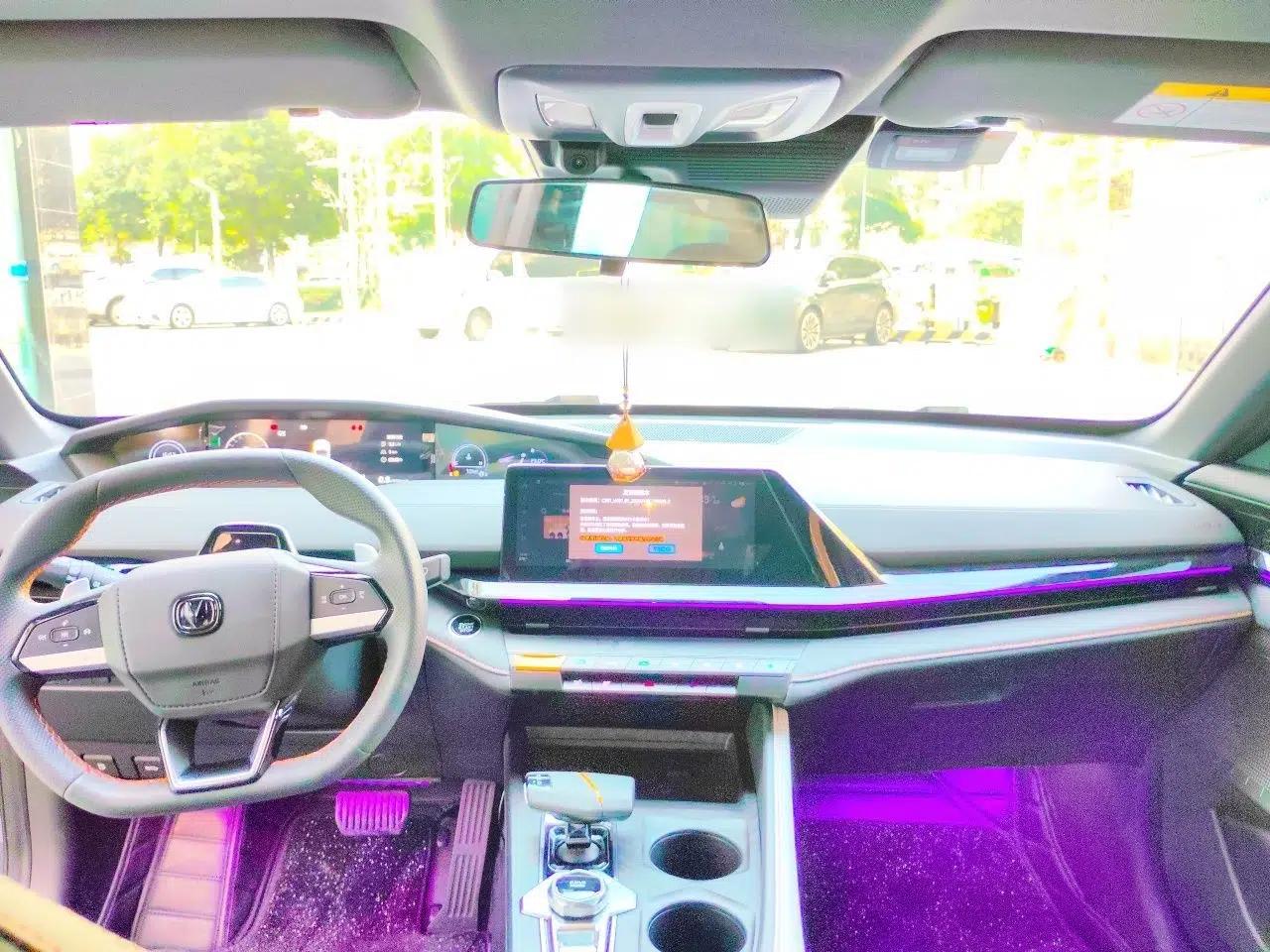 CHANGAN UNI-V 2023 1.5T Prestige Model — миниатюра 9
