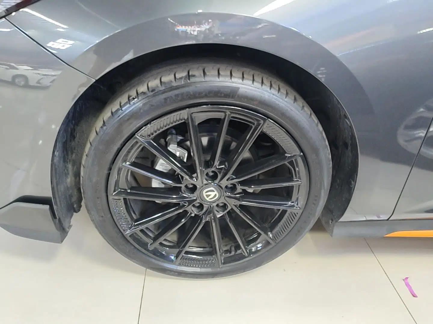 CHANGAN UNI-V 2024 1.5T Prestige Sport Edition — миниатюра 10