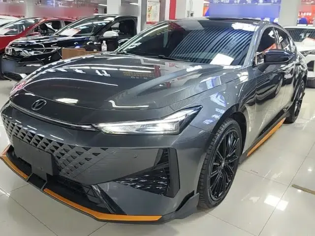 CHANGAN UNI-V 2024 1.5T Prestige Sport Edition