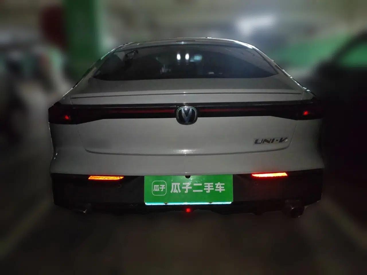 CHANGAN UNI-V 2022 1.5T Prestige Version — миниатюра 5