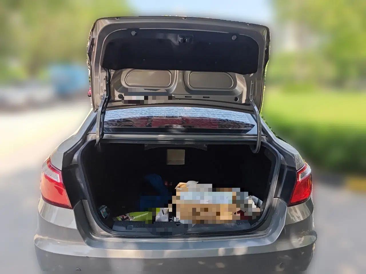 CHANGAN Eado 2015 1.6L Automatic Luxury Model — миниатюра 19