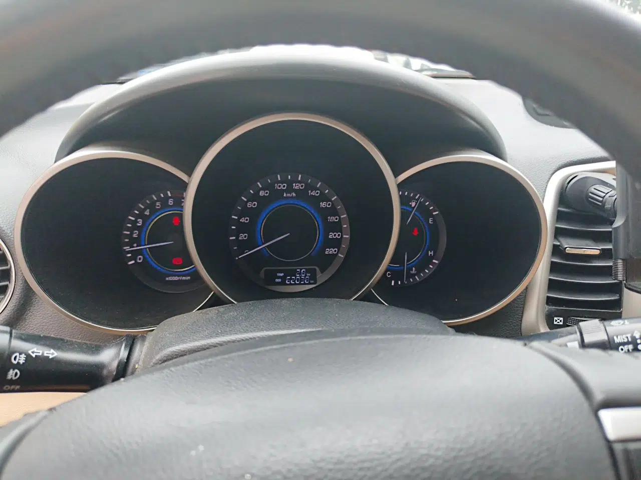 CHANGAN Eado 2015 1.6L Manual Luxury Model China IV Standard — миниатюра 11