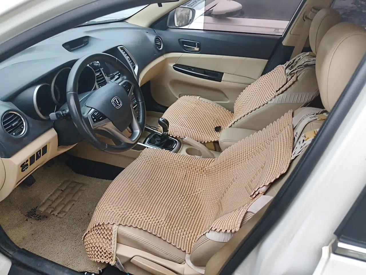 CHANGAN Eado 2015 1.6L Manual Luxury Model China IV Standard — миниатюра 15