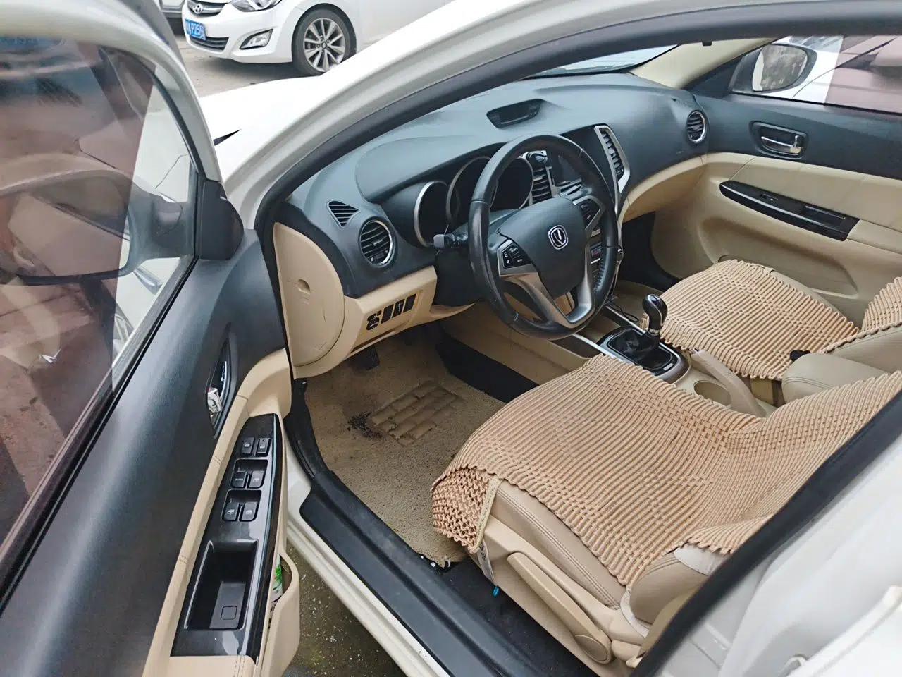 CHANGAN Eado 2015 1.6L Manual Luxury Model China IV Standard — миниатюра 16