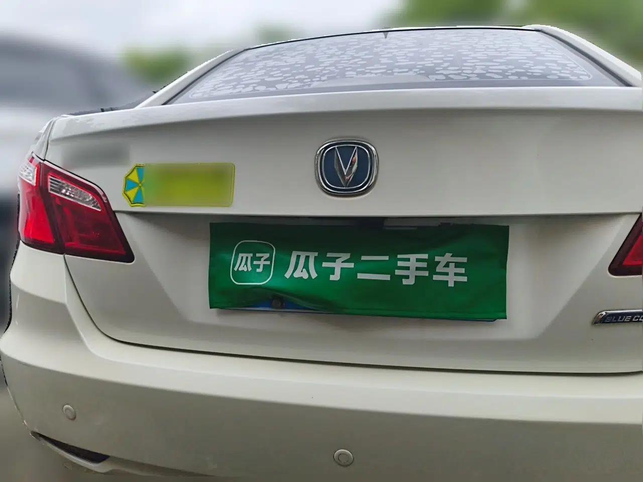 CHANGAN Eado 2015 1.6L Manual Luxury Model China IV Standard — миниатюра 5