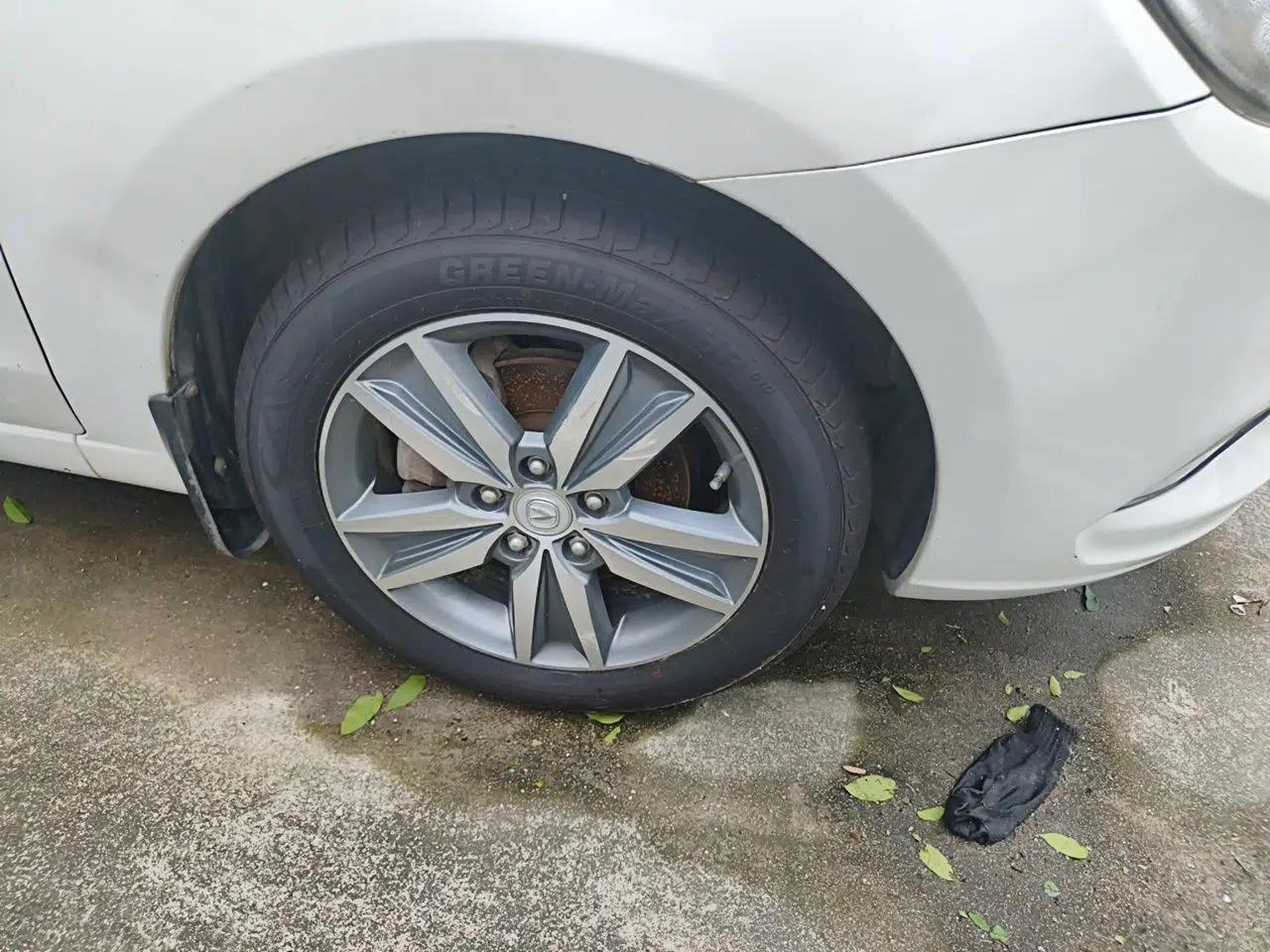 CHANGAN Eado 2015 1.6L Manual Luxury Model China IV Standard — миниатюра 8