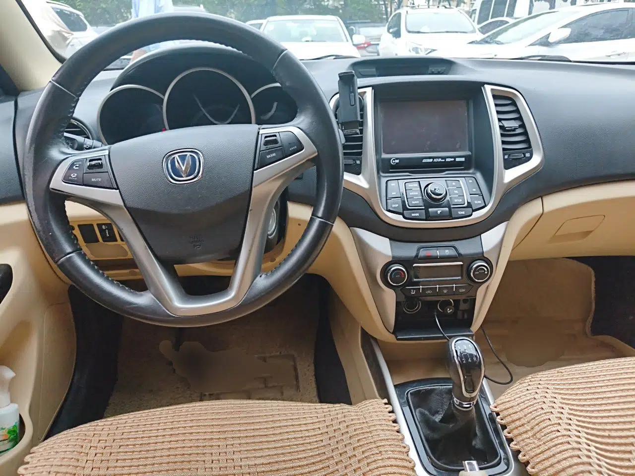CHANGAN Eado 2015 1.6L Manual Luxury Model China IV Standard — миниатюра 9
