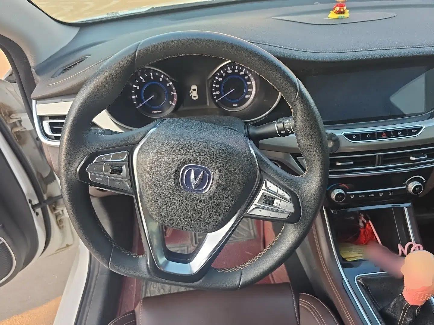 CHANGAN Eado 2018 1.6L GDI Manual LingShang Model — миниатюра 7