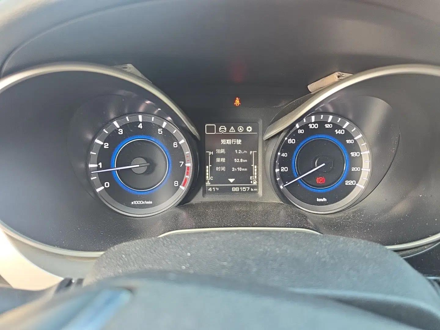 CHANGAN Eado 2018 1.6L GDI Manual LingShang Model — миниатюра 8