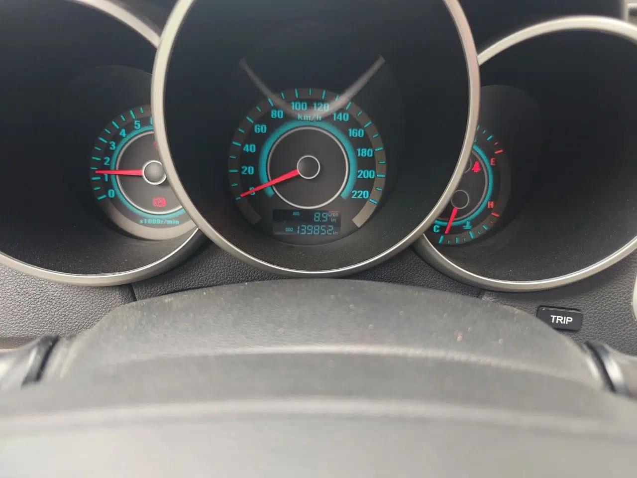 CHANGAN Eado 2014 1.6L Manual Elite Version — миниатюра 12